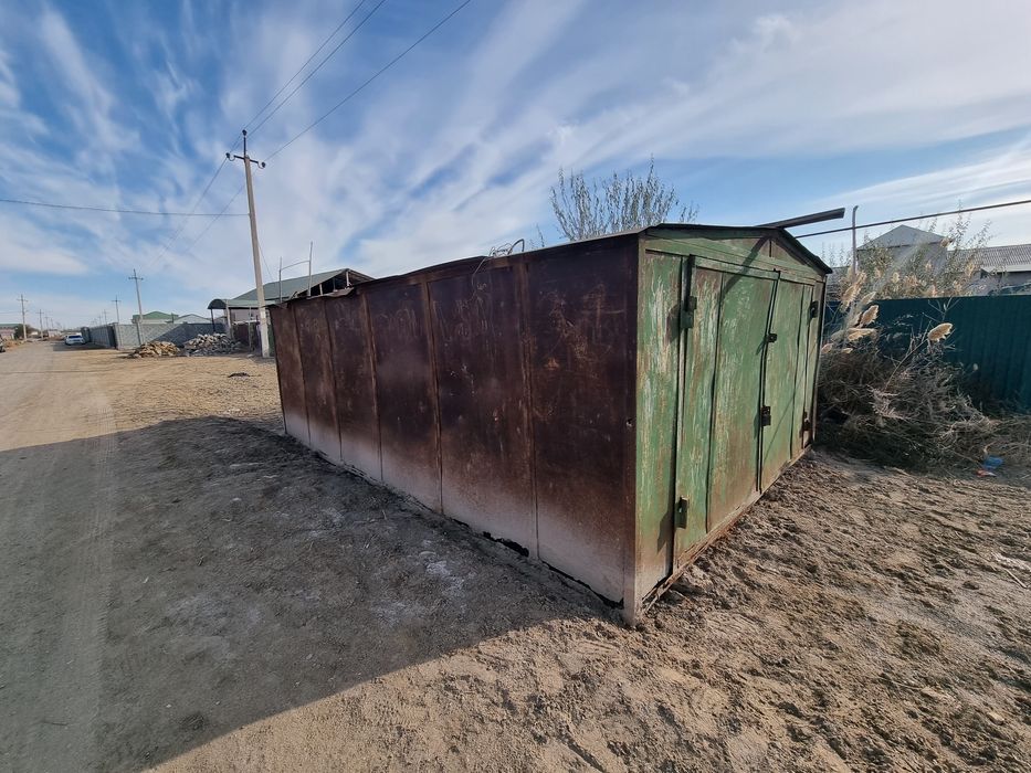 Гараж сатылады размер 6х4 метр