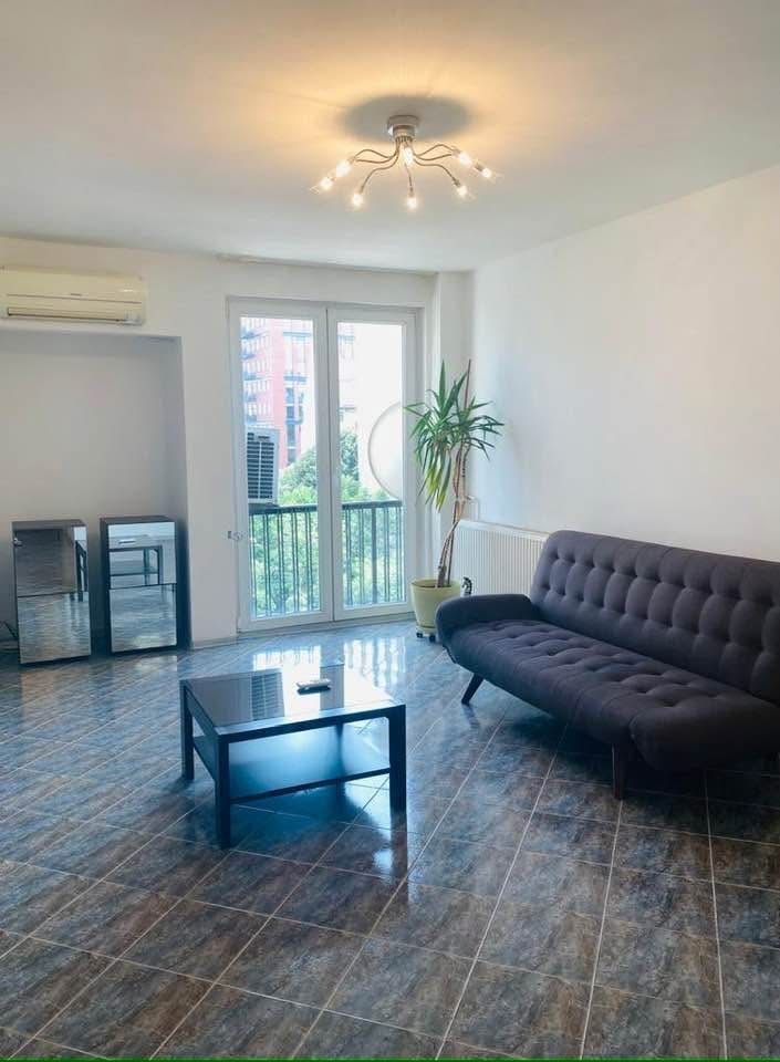 De inchiariat apt 2 camere
