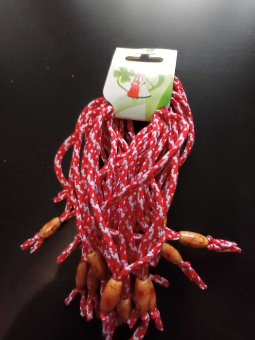 Мартеници десятки