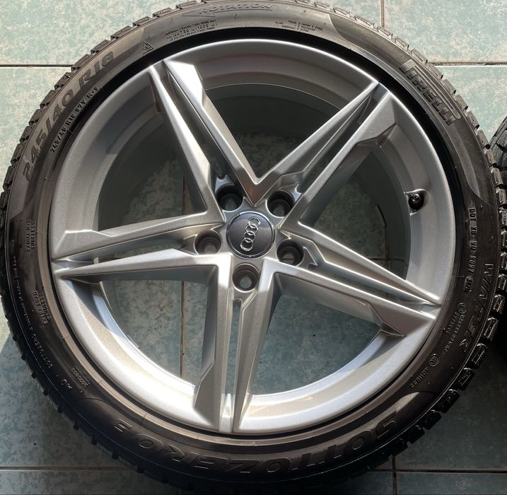 Jante aliaj R18 Speedline originale AUDI 245/40/18 Pirelli iarna