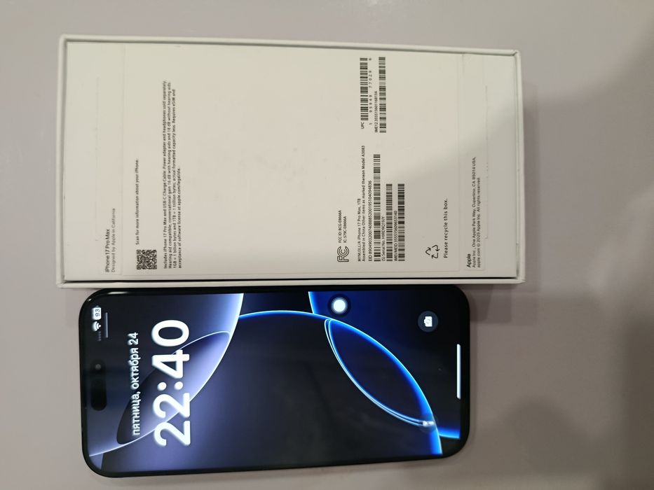 Продам iPhone 17 Pro Max новый