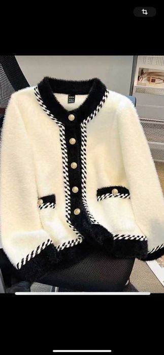 Нова жилетка черно и бяло