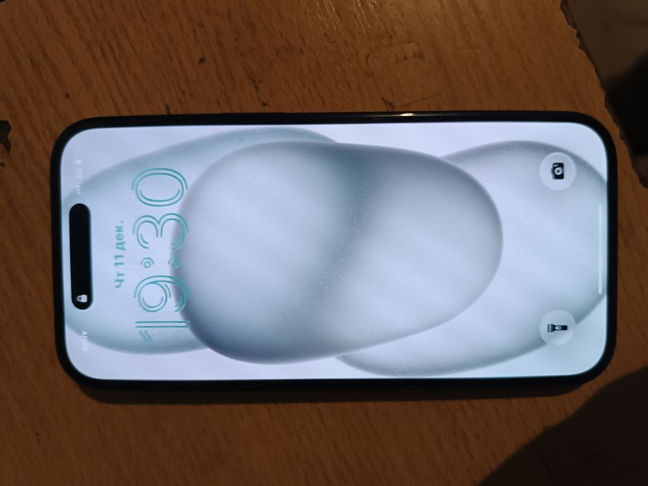 Продам или обмен Айфон 15