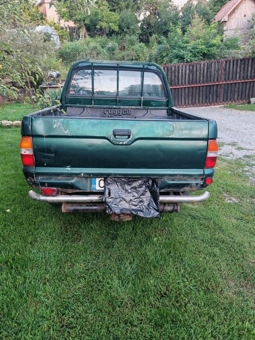 Vând Mitsubishi L200