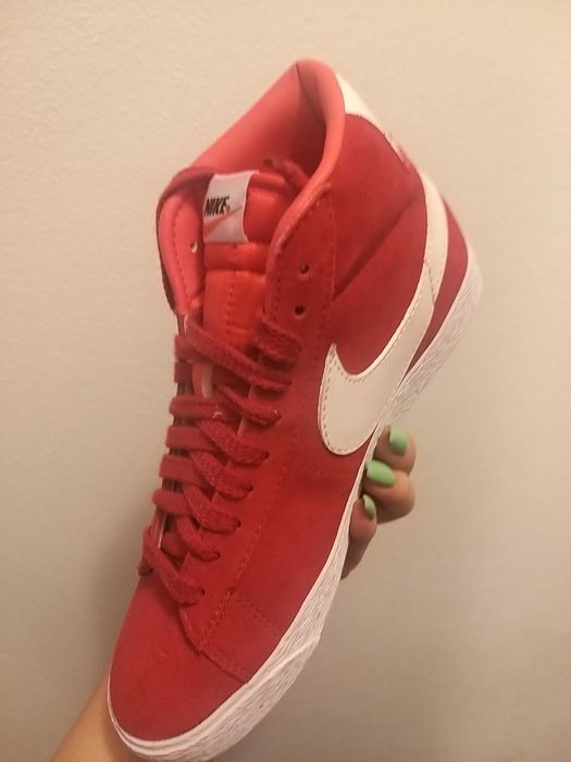 Adidasi Nike marimea 37.5