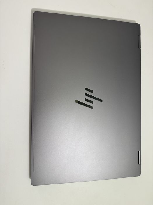 HP OmniBook X Flip Laptop 16-be0003dx