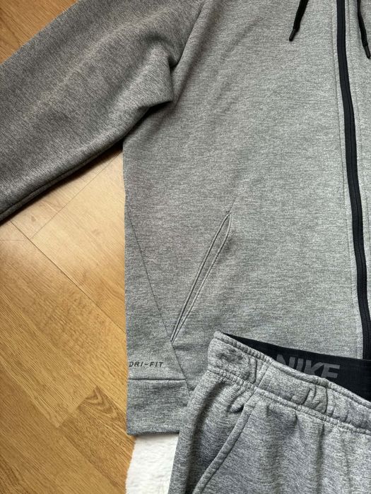 Мъжки оригинален екип Nike