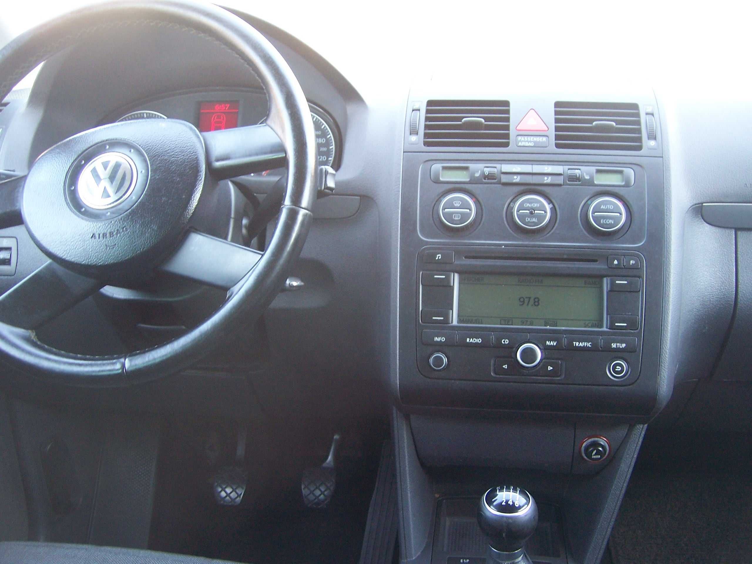 VW Touran 2.0 TDI, Climatronic, Navi, 7 Locuri, Import Germania
