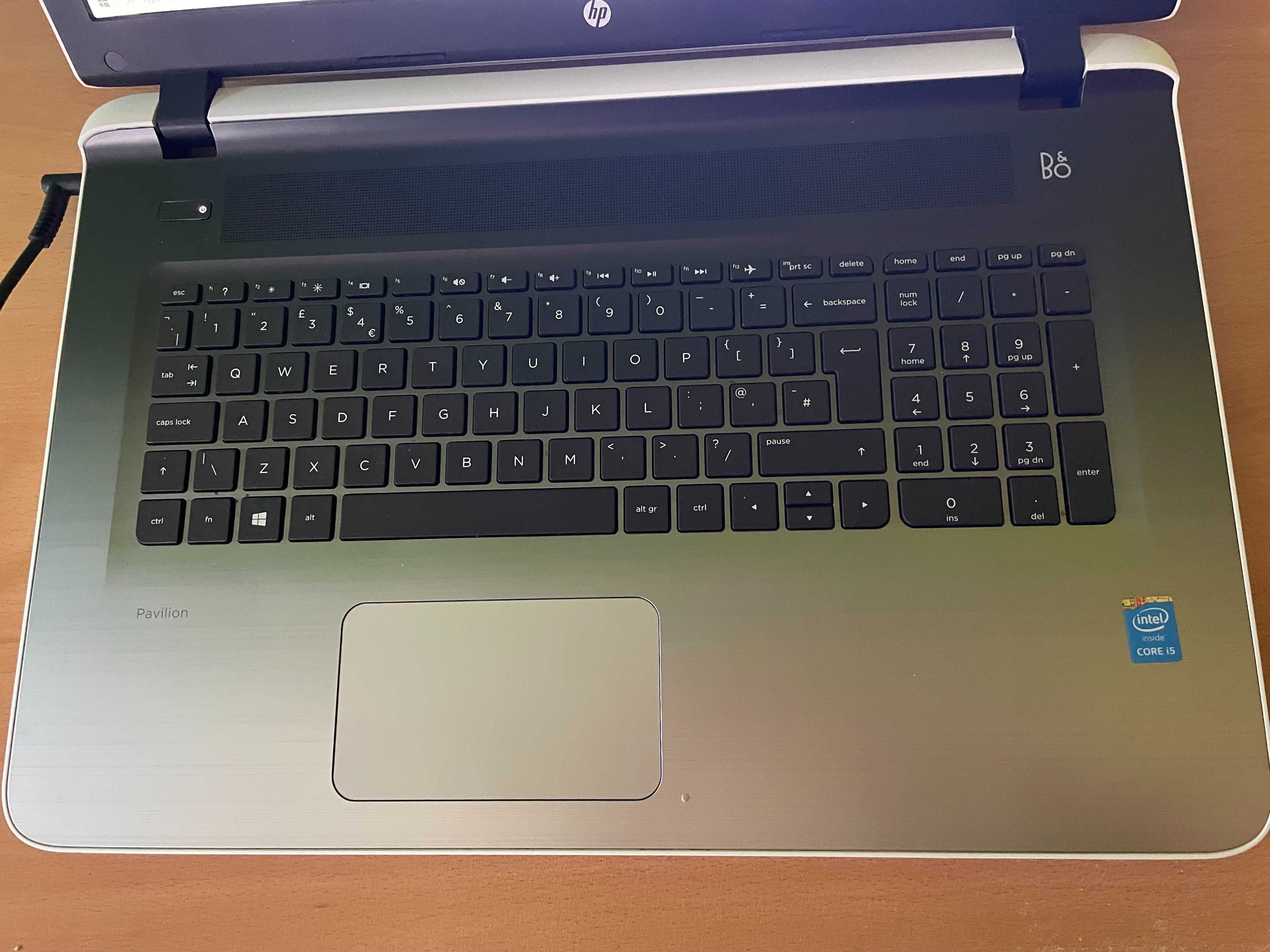 HP Pavilion 17 - 17.3''HD+, i5-5020u Broadwell, 8GB RAM, 180GB SSD