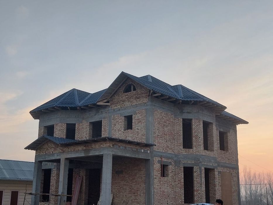 Барлық түрдегі шатыр жұмыстарын жасаймыз. Сенімділік — Алматы қаласы