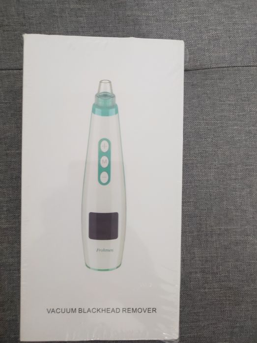 Aspirator pentru îndepărtarea punctelor negre