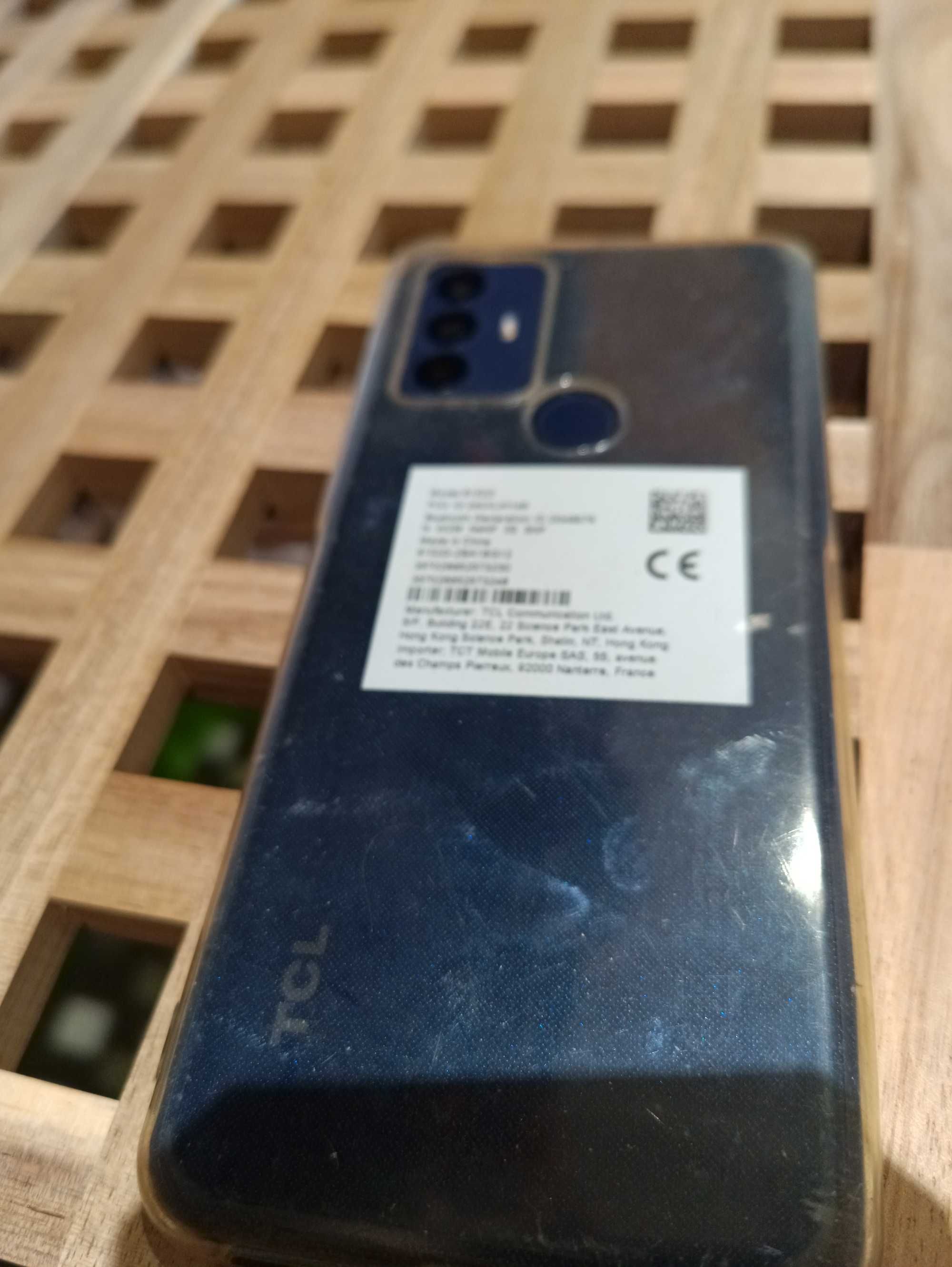 Телефон TCL 6102D