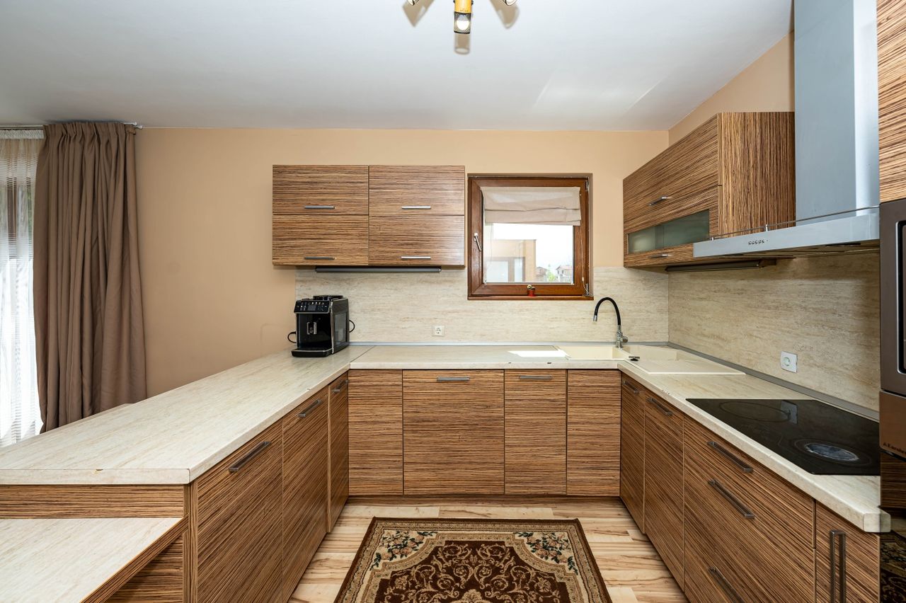 Продава се Къща в Пловдив, Кючук Париж - 361 кв.м за 1236 €/кв.м - Снимка #3