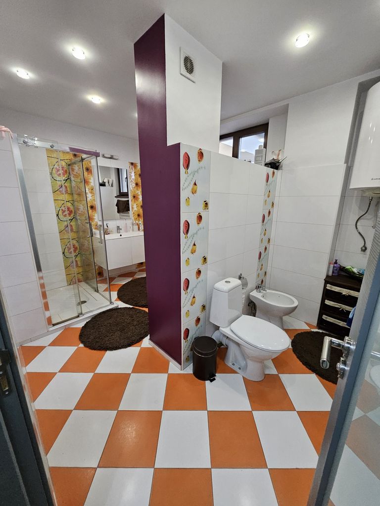 Продава се Мезонет в Шумен, Херсон - 400 кв.м за 1000 €/кв.м - Снимка #12