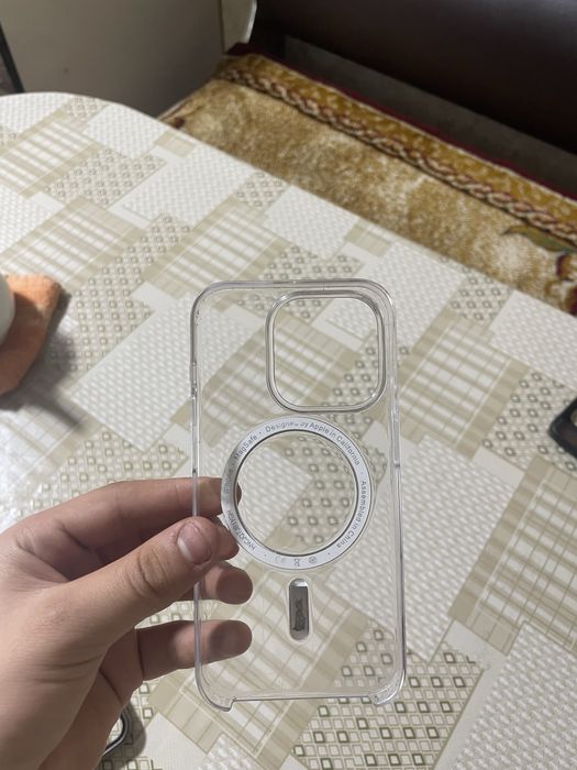 Оригинальный чехол MagSafe на айфон 15 про