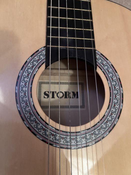 Класическа китара Storm + столче