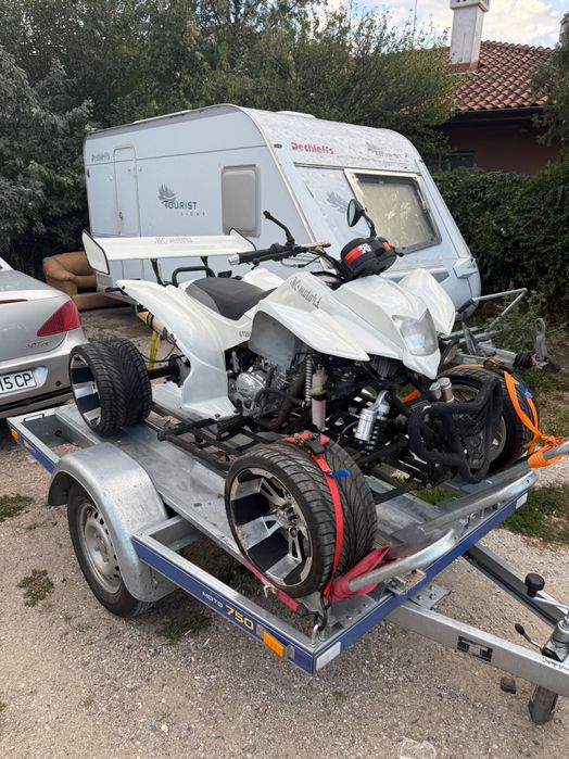 АТВ-та и Mercedes-Benz 207D