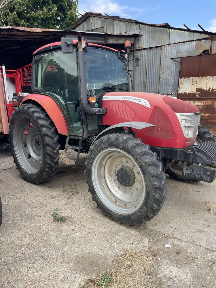 Tractor McCormick X5.50