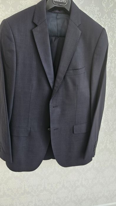 Мужской пиджак синего цвета