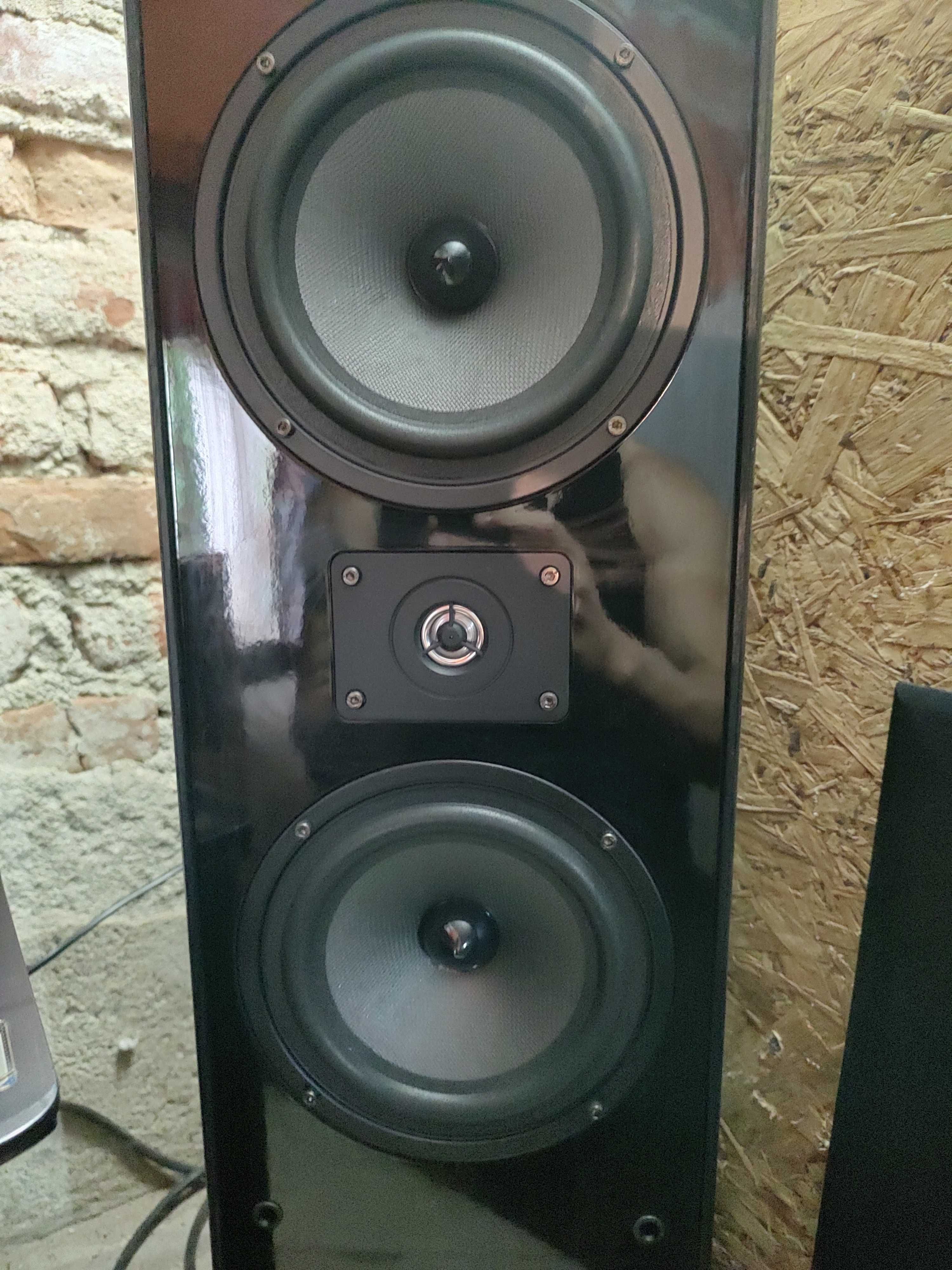 Аудио система AKAI