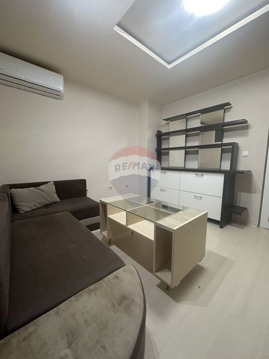 Двустаен апартамент под наем, кв. Възраждане 3 В.В 4239