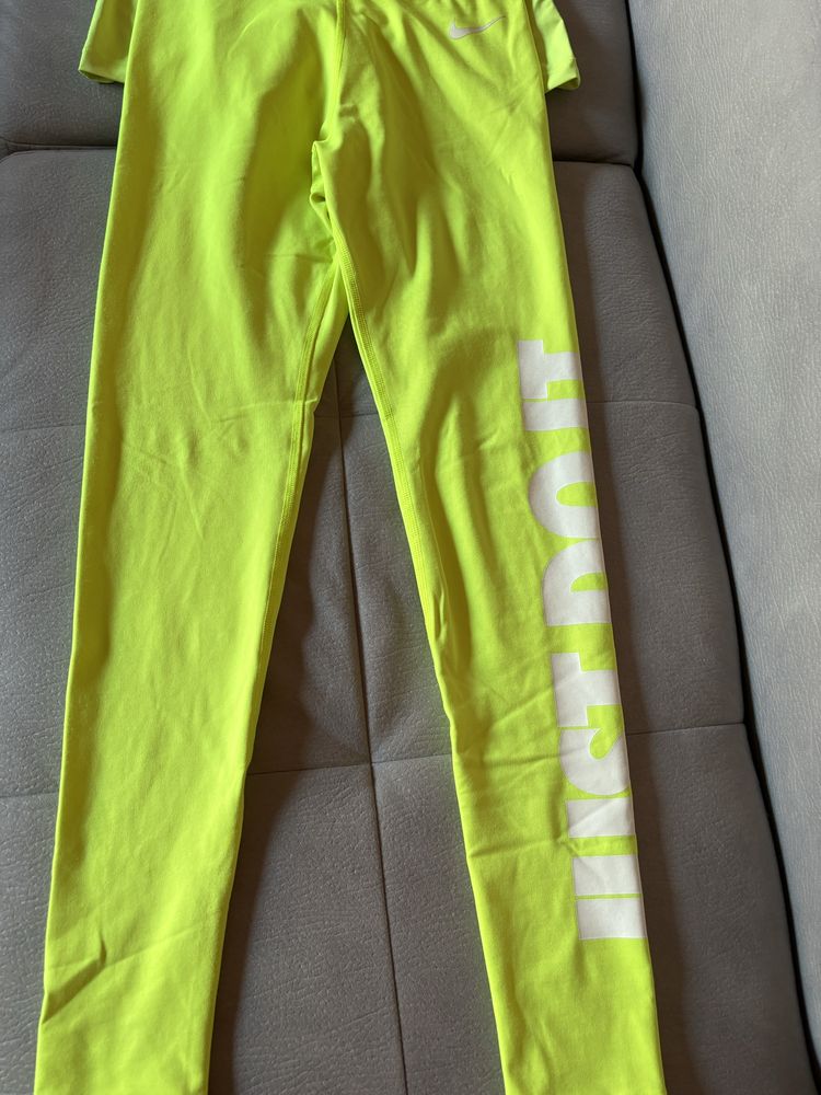 Спортен екип nike