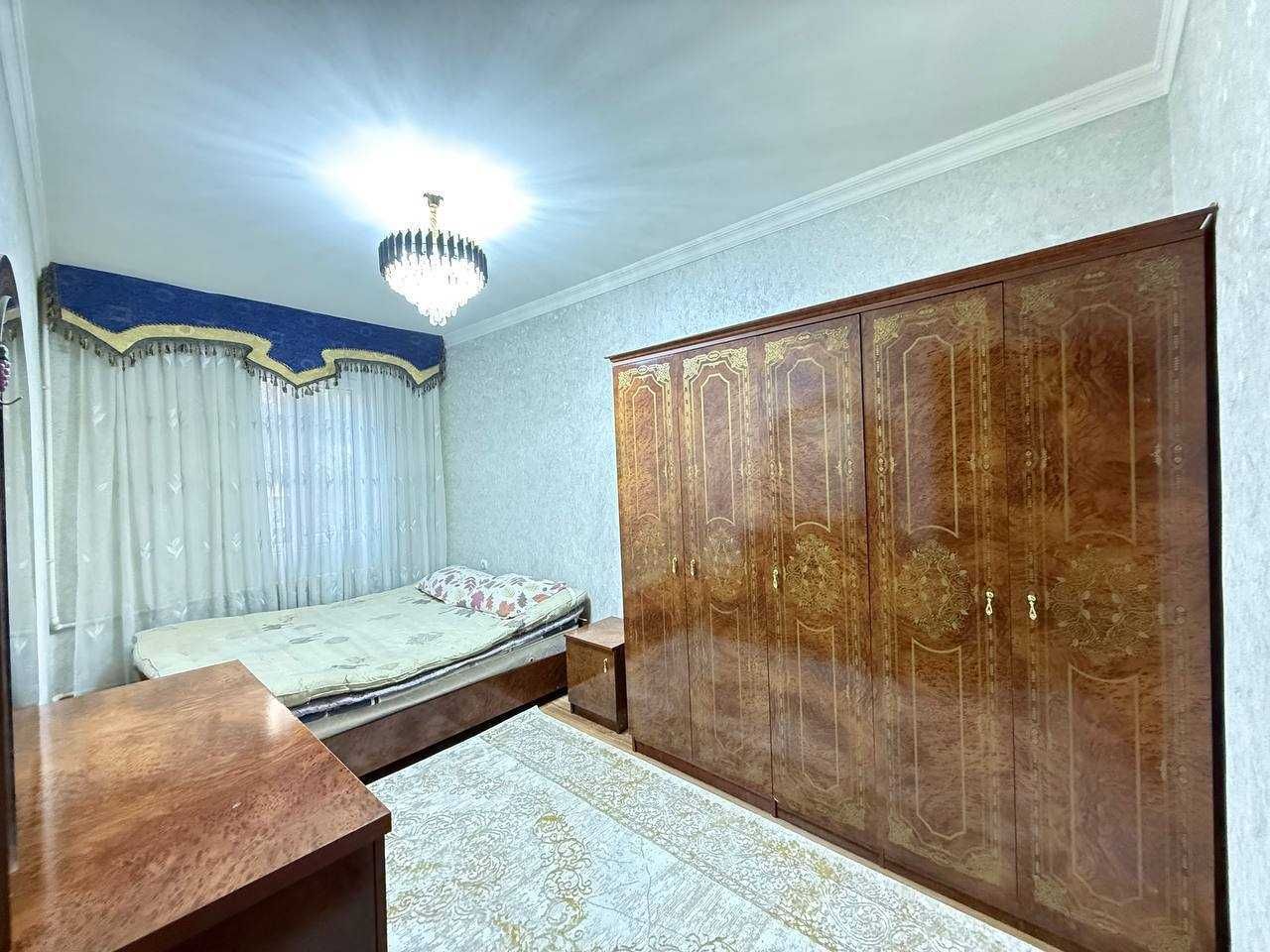 СУПЕР ЛОКАЦИЯ!Дружба Народов продается 3х комн/2-этаж квартира.72м2
