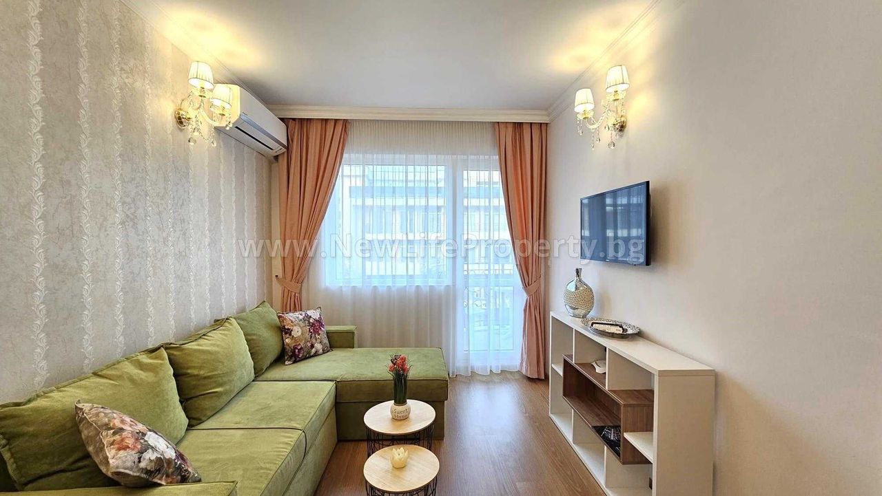 Продава се Двустаен апартамент в к.к. Слънчев бряг - 45 кв.м за 1712 €/кв.м - Снимка #3