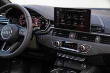 Instalez la distanta soft GPS, harti. Activez AndroidAuto Vand GPS-uri