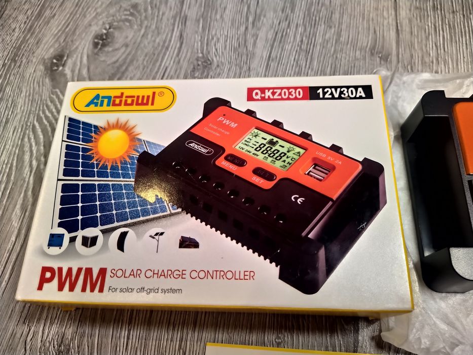 Regulator de încărcare solară Pwm 12v/24 Descărcare 30A,Camping