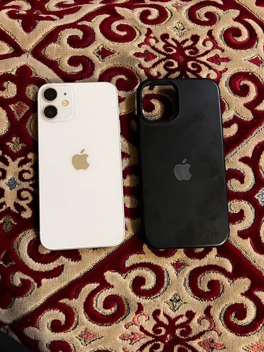 Айфон 12мини б/у