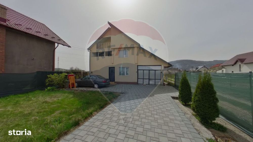 Casă / Vilă cu 5 camere de vânzare în zona Sud