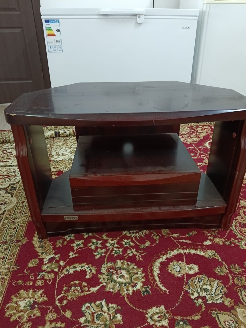 Подставка для телевизора