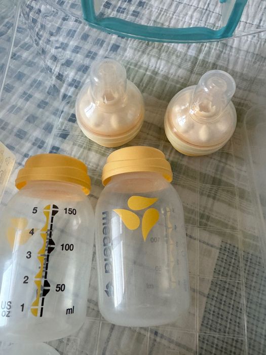 Детский для кормления Medela набор бутылочек и сосок и пакетов