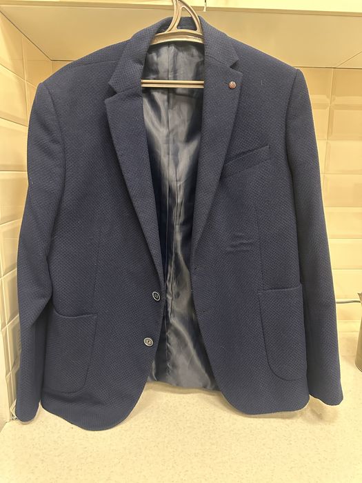 Одежда  пиджак темна синий