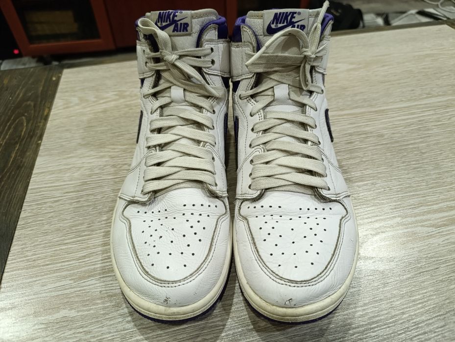 Продам кроссовки Nike Air Jordan 1 Purple White