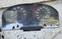 Продавам табло за Audi 80 Egg