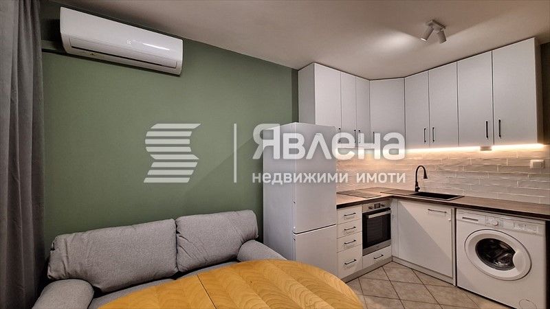 Дава се под наем Тристаен апартамент в Варна, Лятно кино Тракия - 75 кв.м за 716 € - Снимка #1