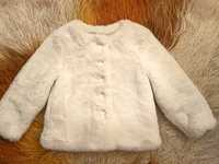 Снежно бяло пухено палтенце 104 размер