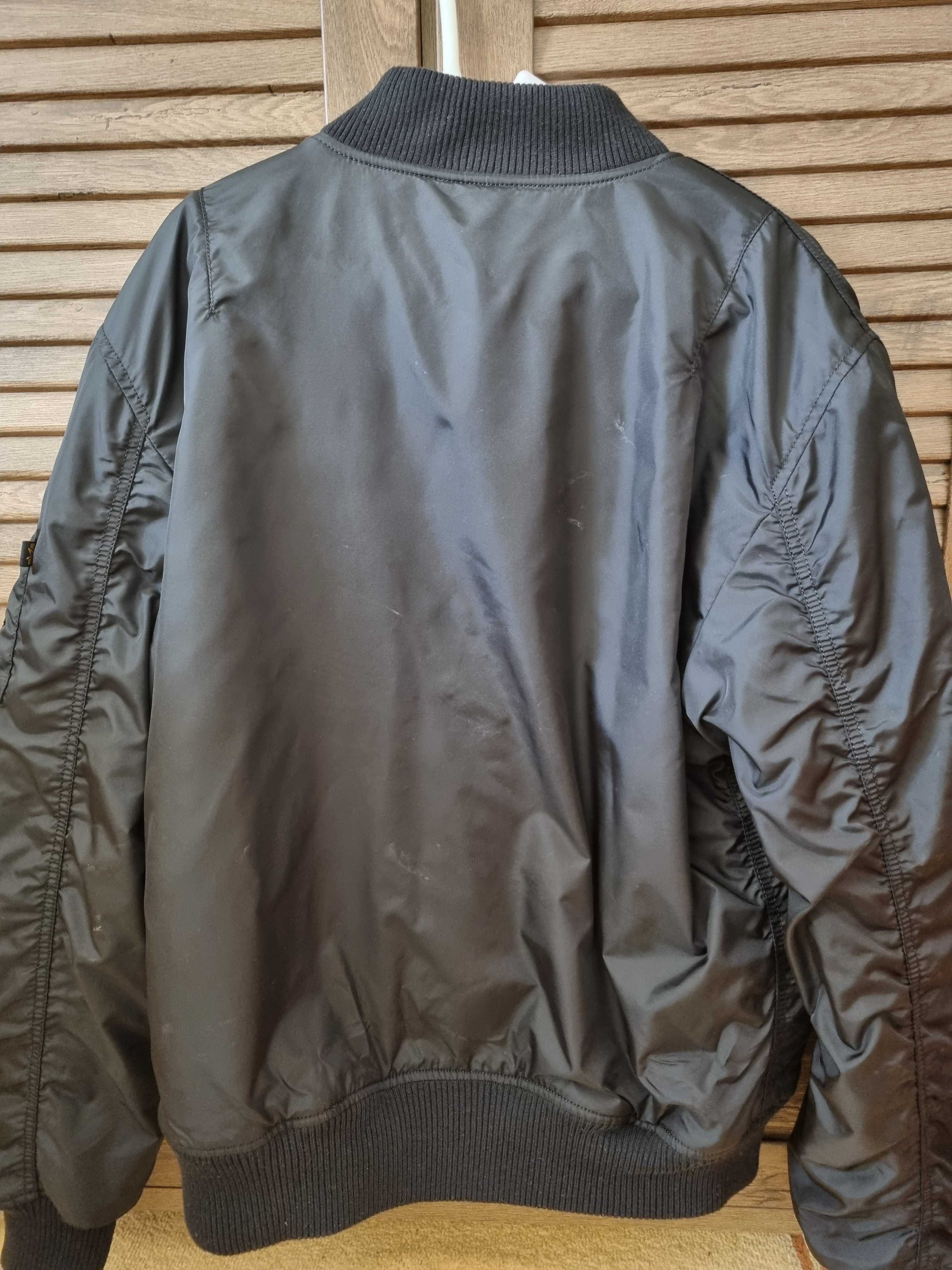 Geaca bomber Alpha Industries reversibila, 100 % originala.