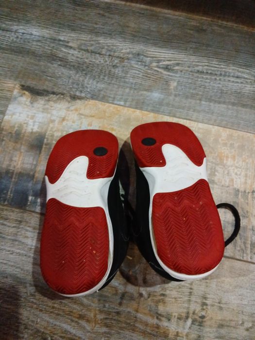 Маратонки jordan