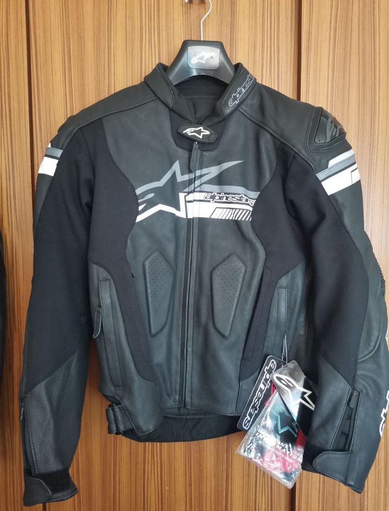 Кожено Яке и панталон Alpinestars