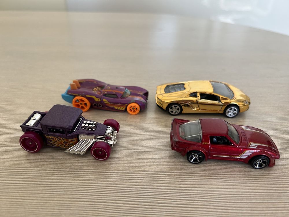 Hot wheels  машинки оригинал гонки