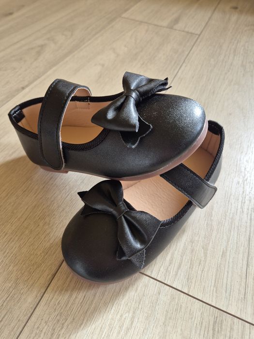 Черни кожени обувки 30 номер