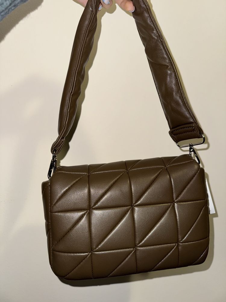 Дамски чанти Zara / Parfois