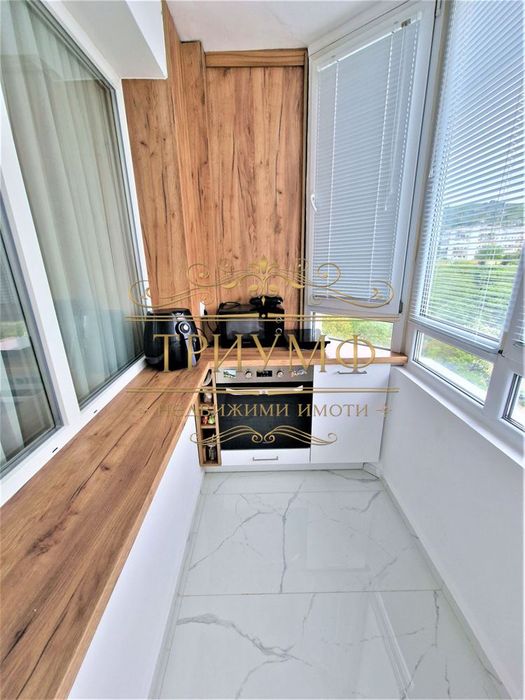 Продава се Тристаен апартамент в Варна, Възраждане 2 - 100 кв.м за 2550 €/кв.м - Снимка #7