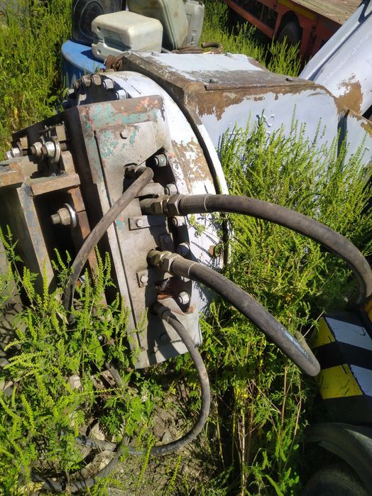 Foarfeca/pulverizator excavator demolari beton VTN 2.9Tone