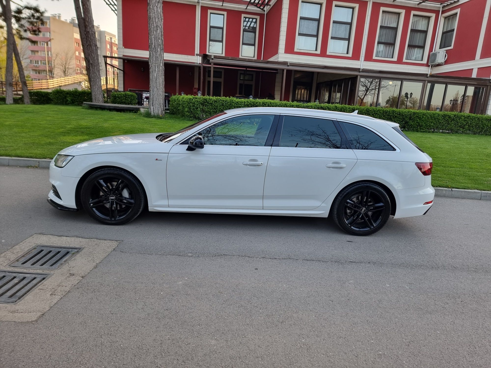 Audi A4 B9*2.0 190ph*Quattro*S-line*