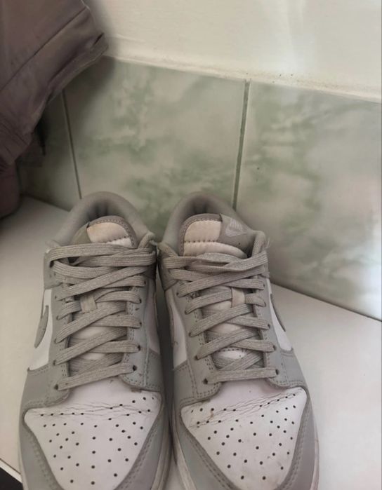 Nike dunk low gri
