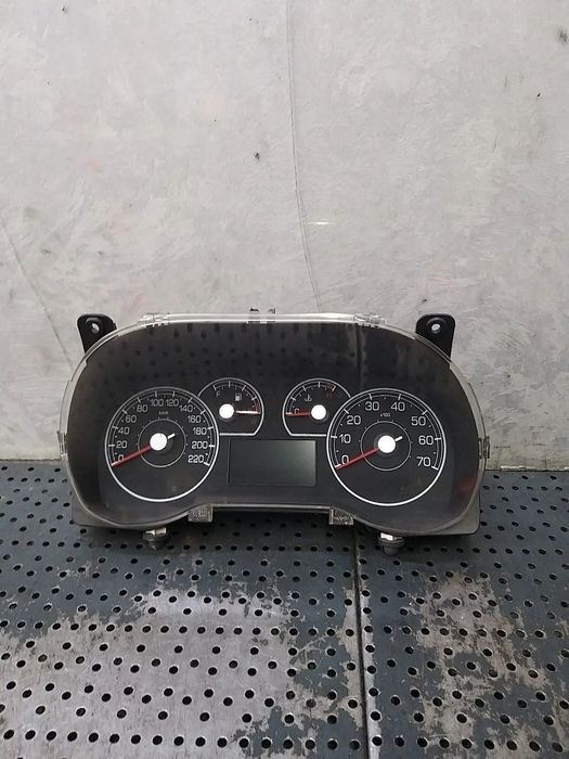 Ceasuri bord diesel fiat grande punto 199 5550011005
